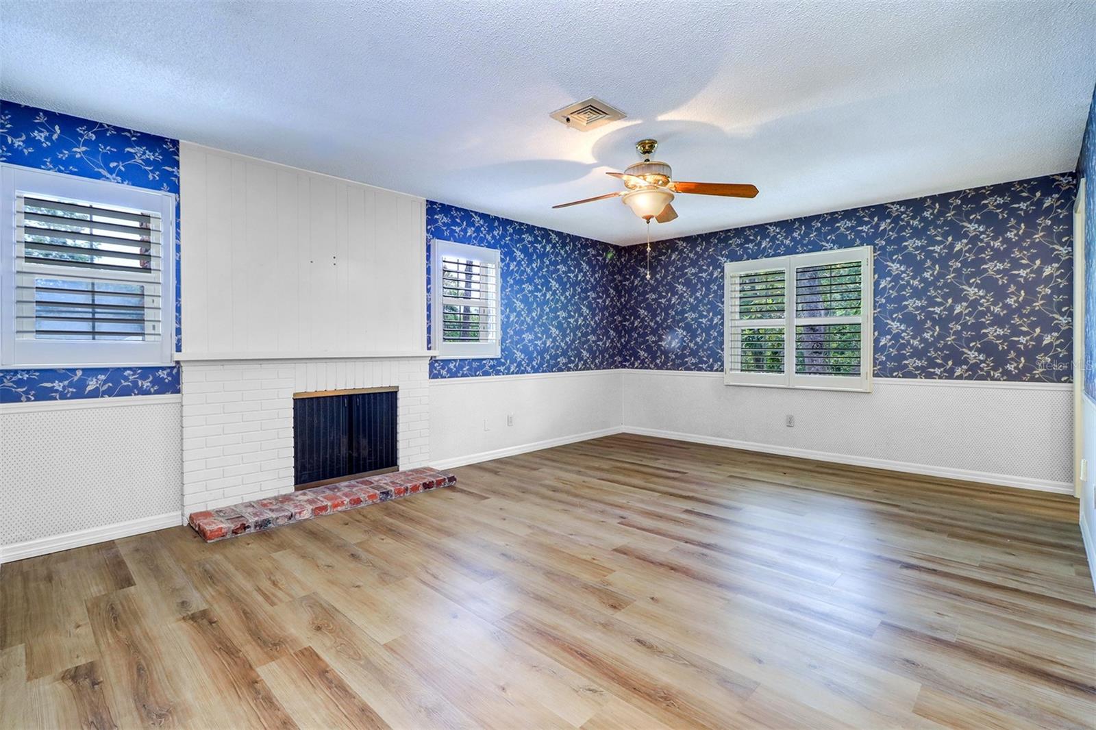 Listing photo id 37 for 1670 Fox Road