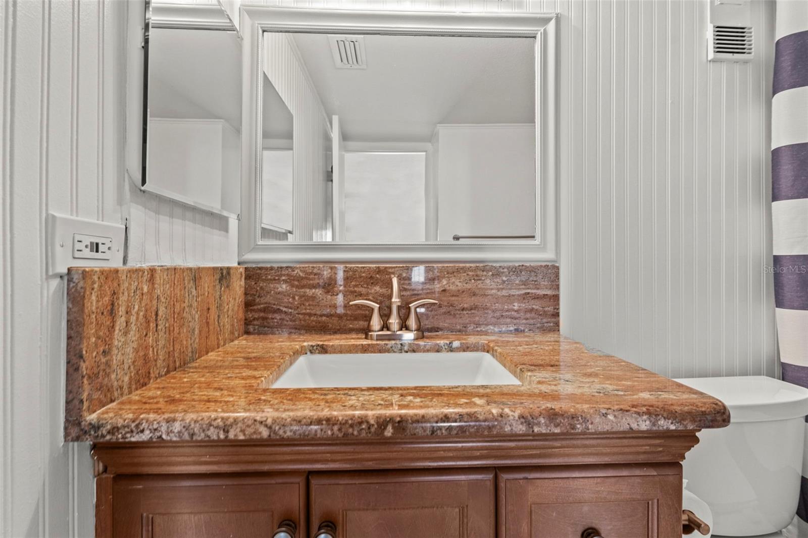 Image 14 of 27 For 7432 Sunshine Skyway Lane S 402