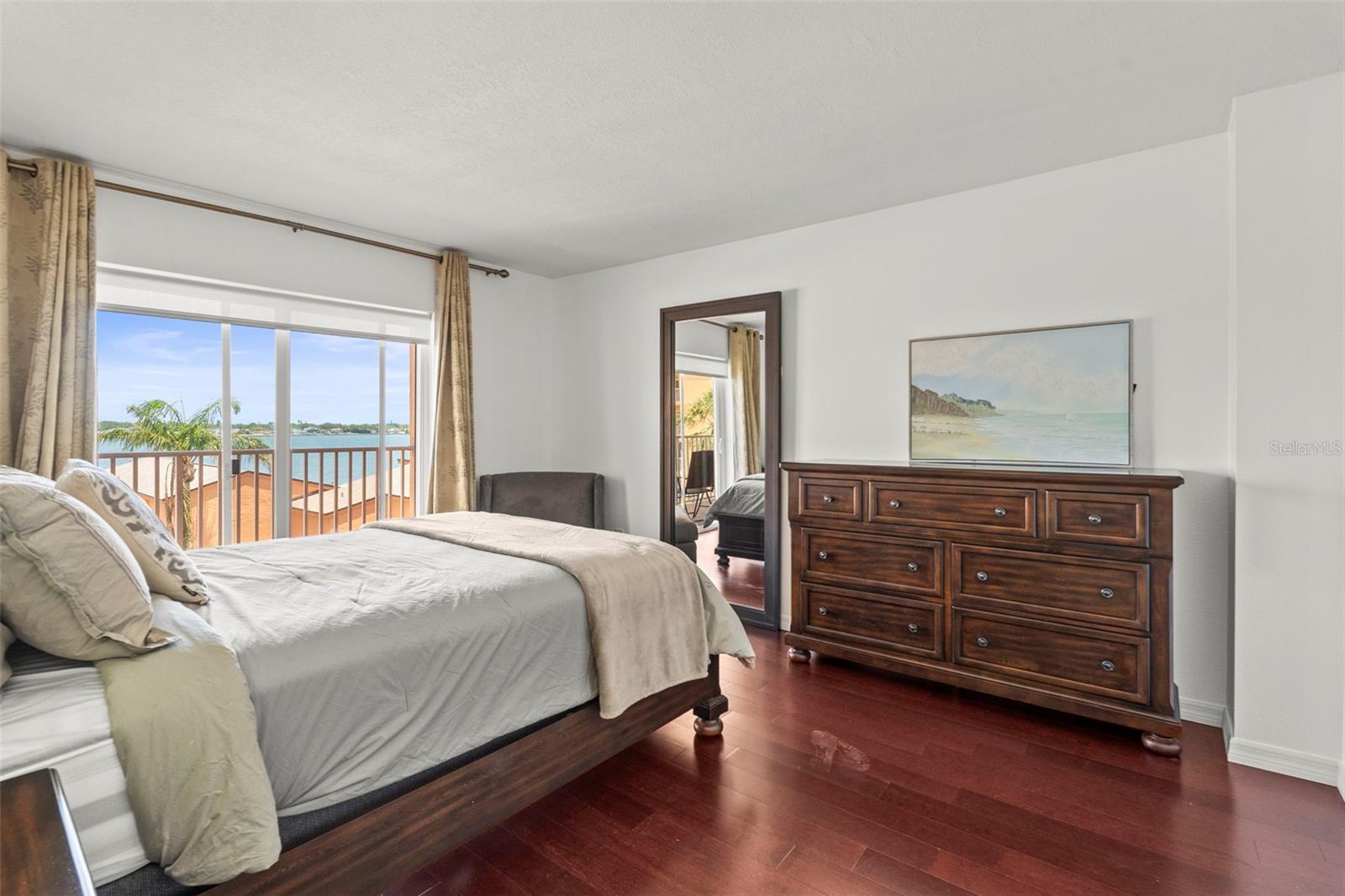 Image 17 of 27 For 7432 Sunshine Skyway Lane S 402