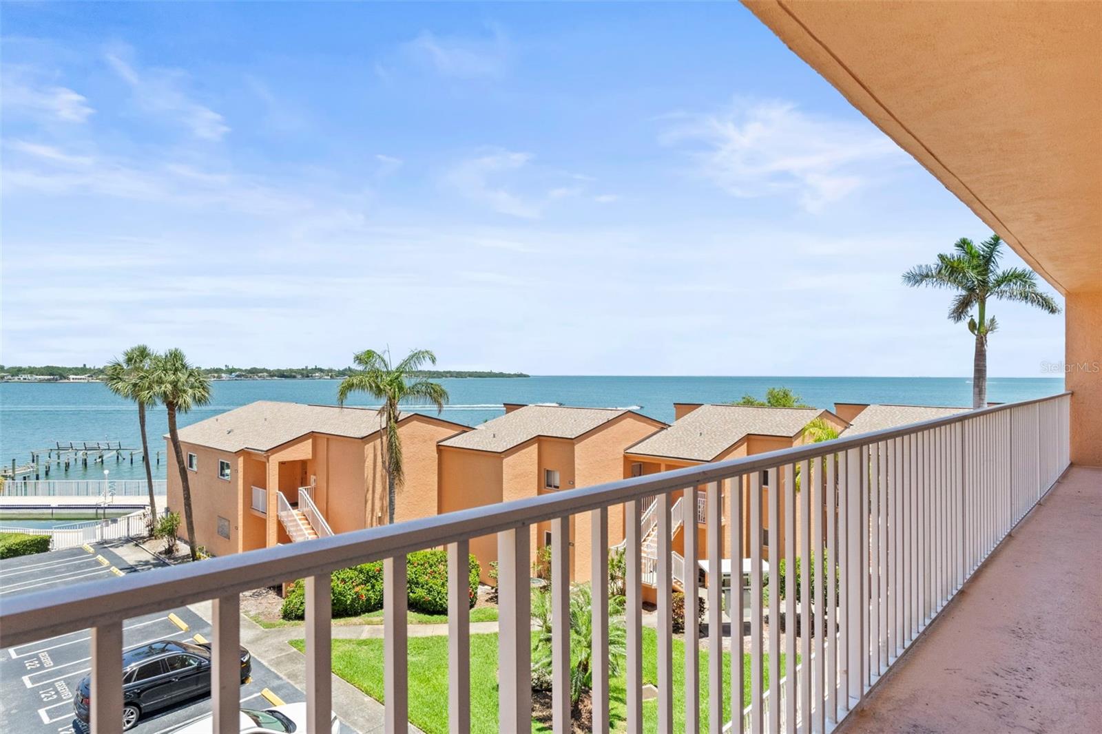 Image 24 of 27 For 7432 Sunshine Skyway Lane S 402