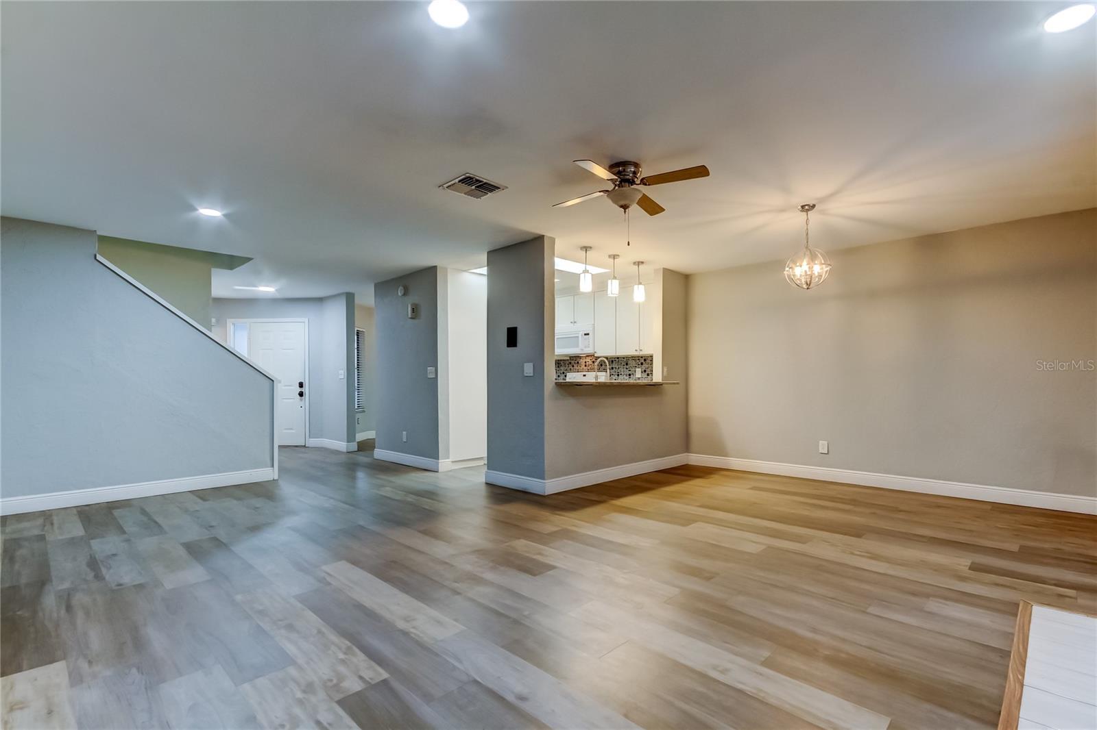 Image 20 of 43 For 4139 Brentwood Park Circle