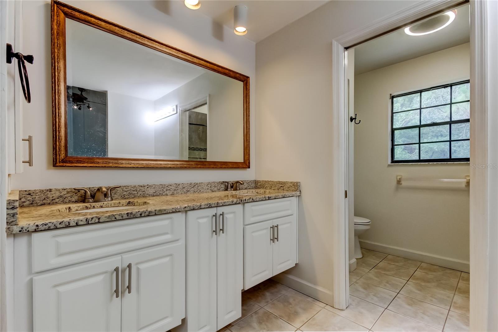 Image 40 of 43 For 4139 Brentwood Park Circle