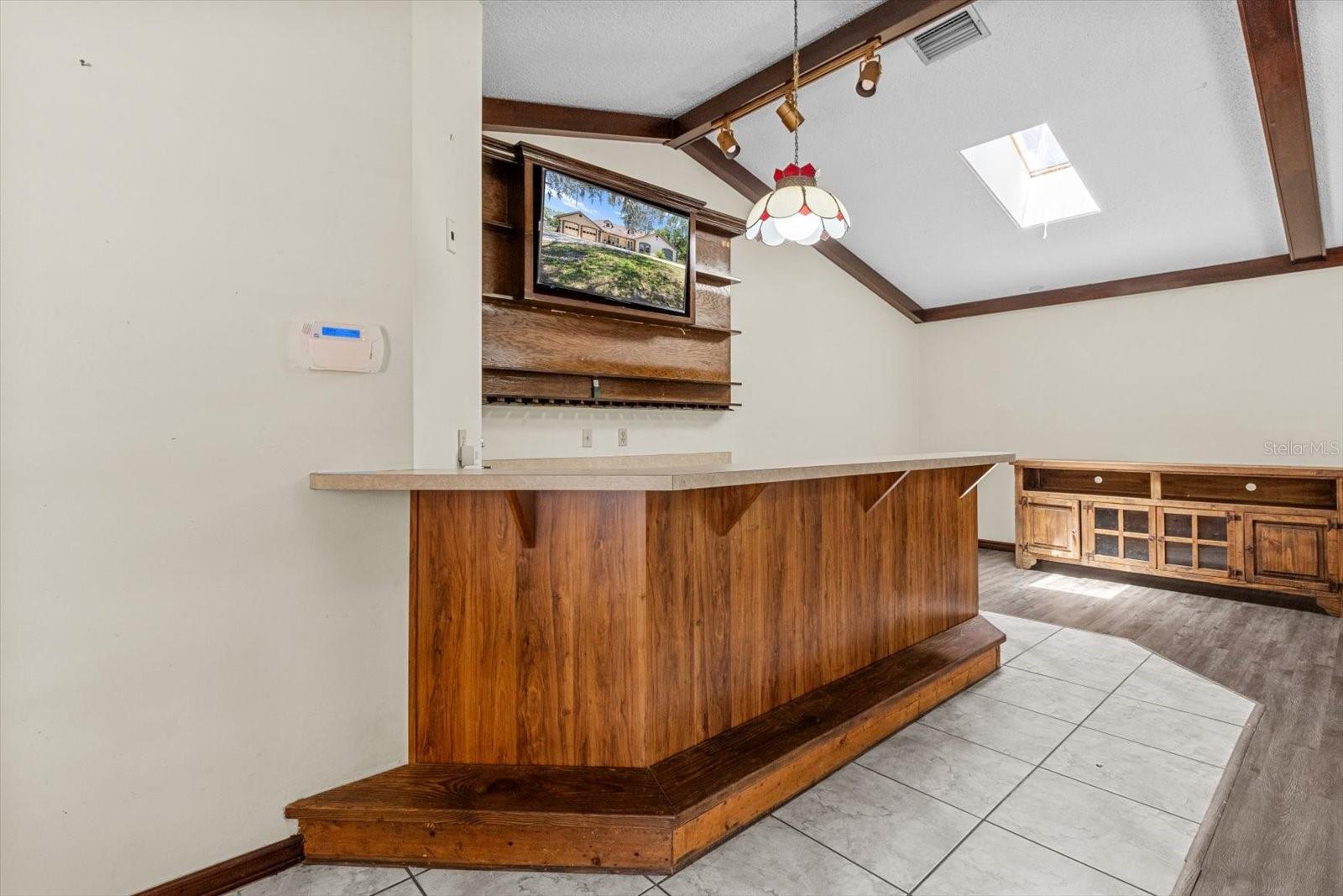 Image 18 of 52 For 5477 Burr Terrace