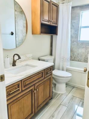 Image 10 of 21 For 4103 Gulf Boulevard 210