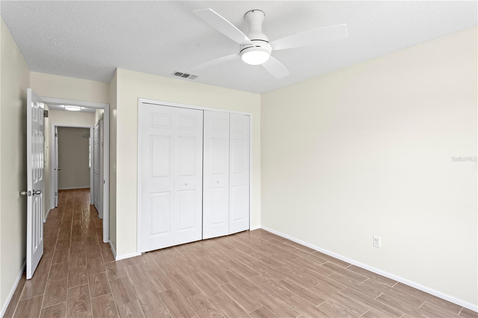 Image 15 of 24 For 13046 Leverington Street