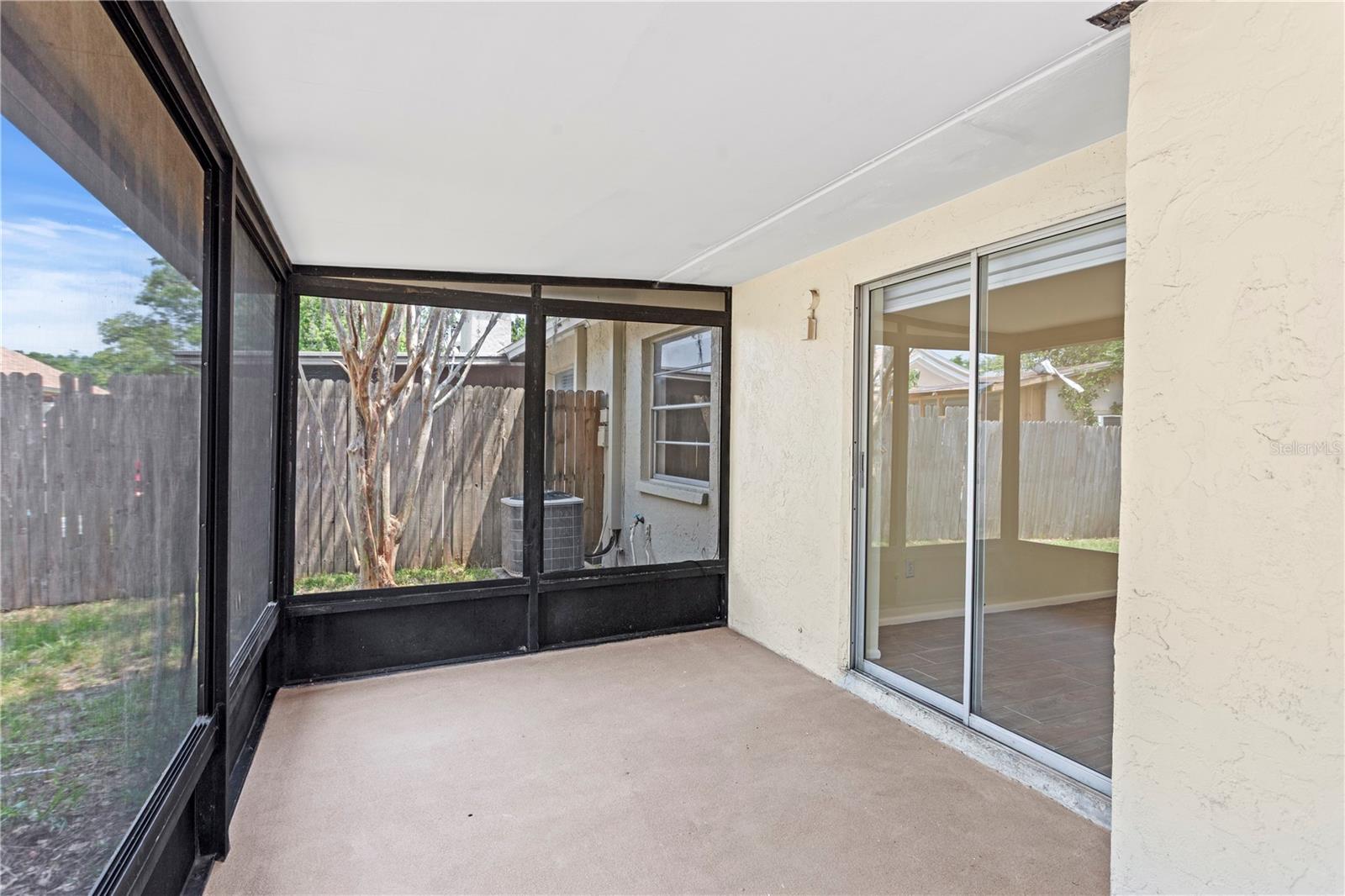 Image 19 of 24 For 13046 Leverington Street