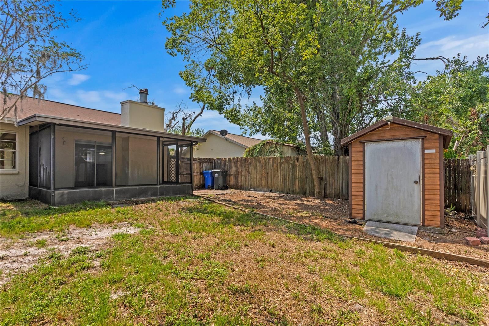Image 22 of 24 For 13046 Leverington Street