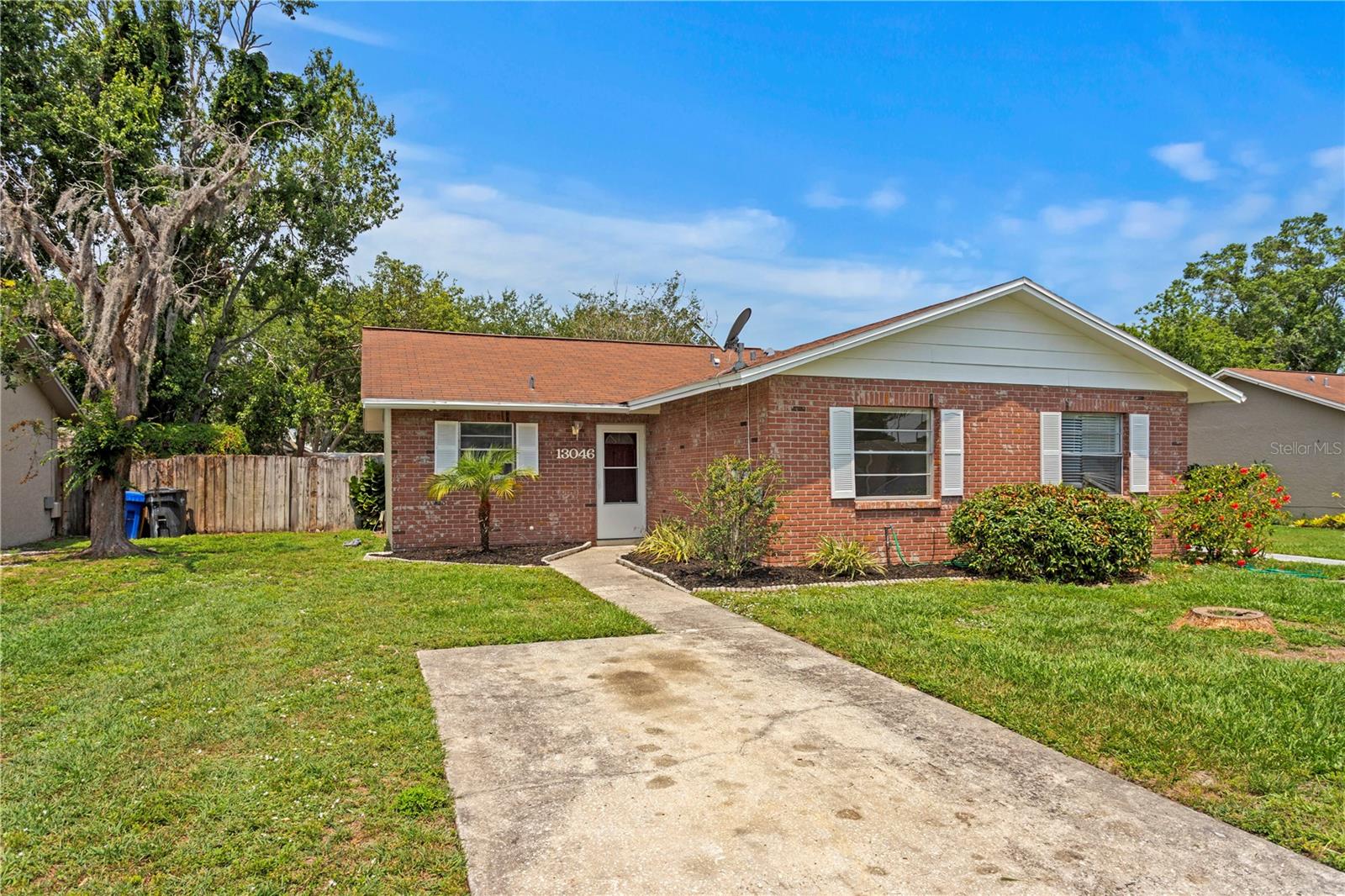 Image 3 of 24 For 13046 Leverington Street