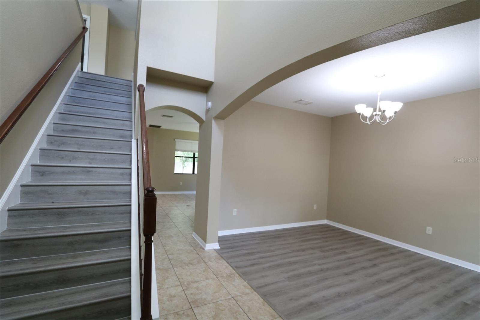 Image 10 of 39 For 1208 Oakcrest Drive