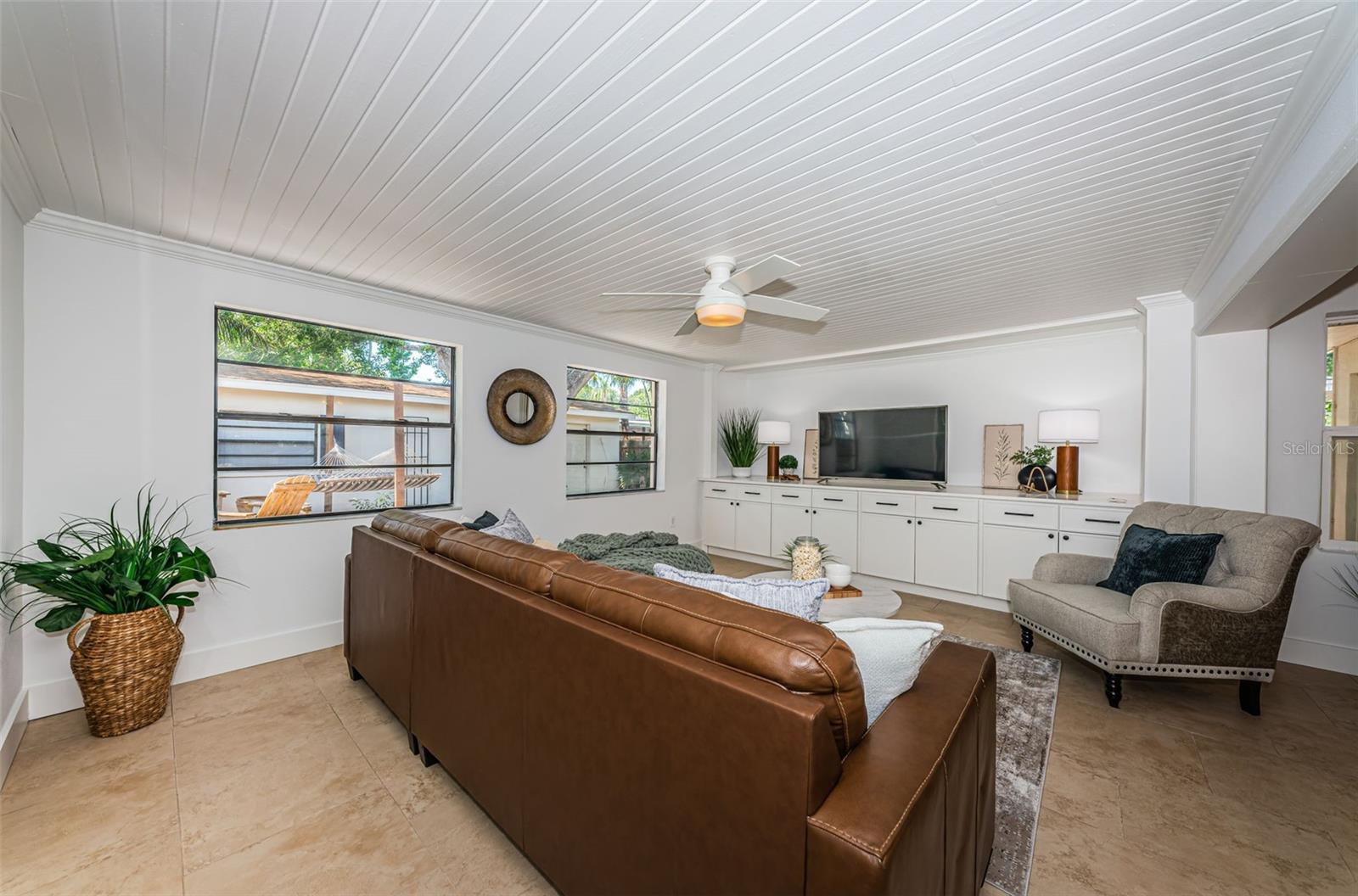Image 13 of 44 For 4106 Fielder Street