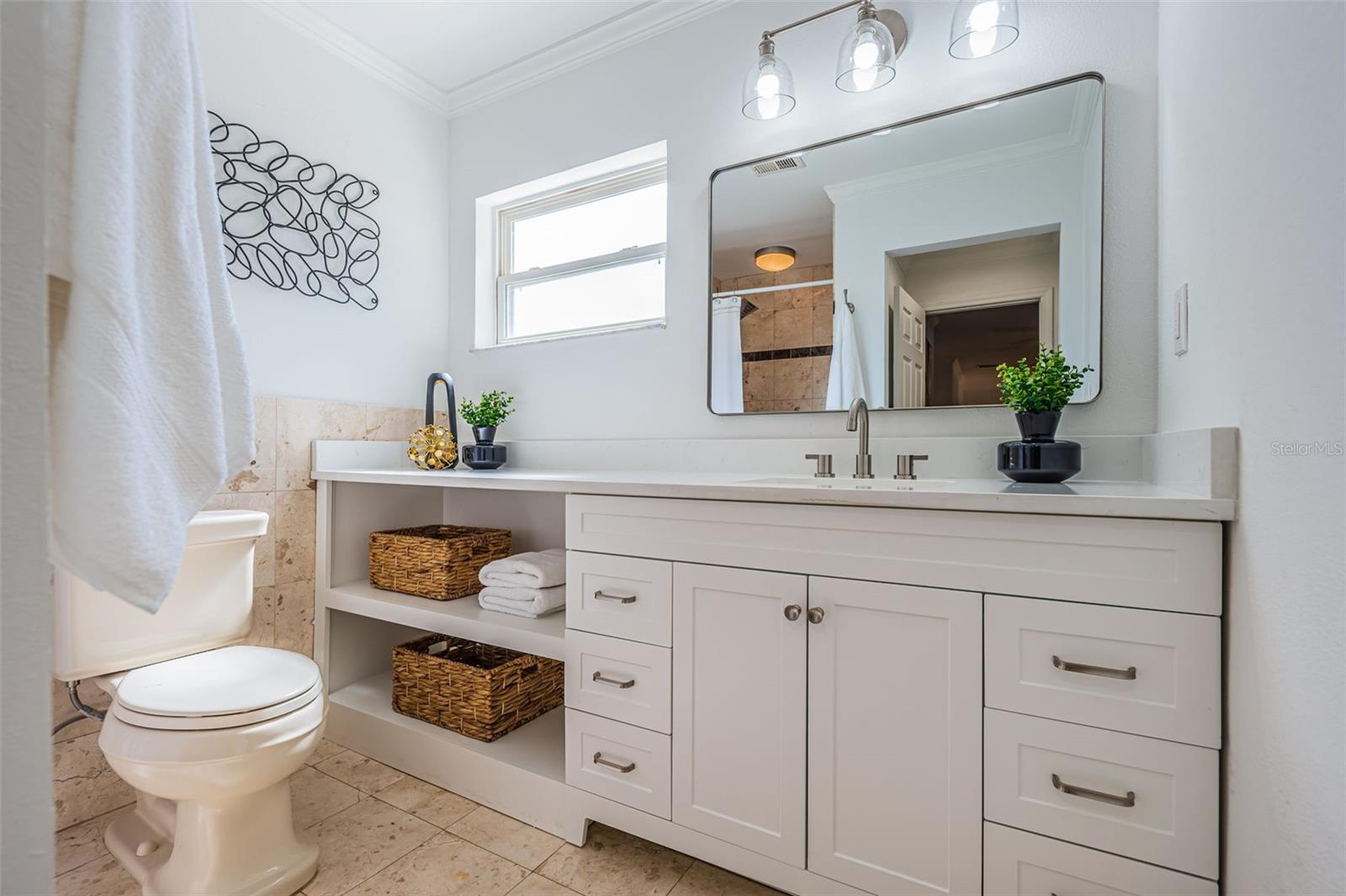 Image 21 of 44 For 4106 Fielder Street