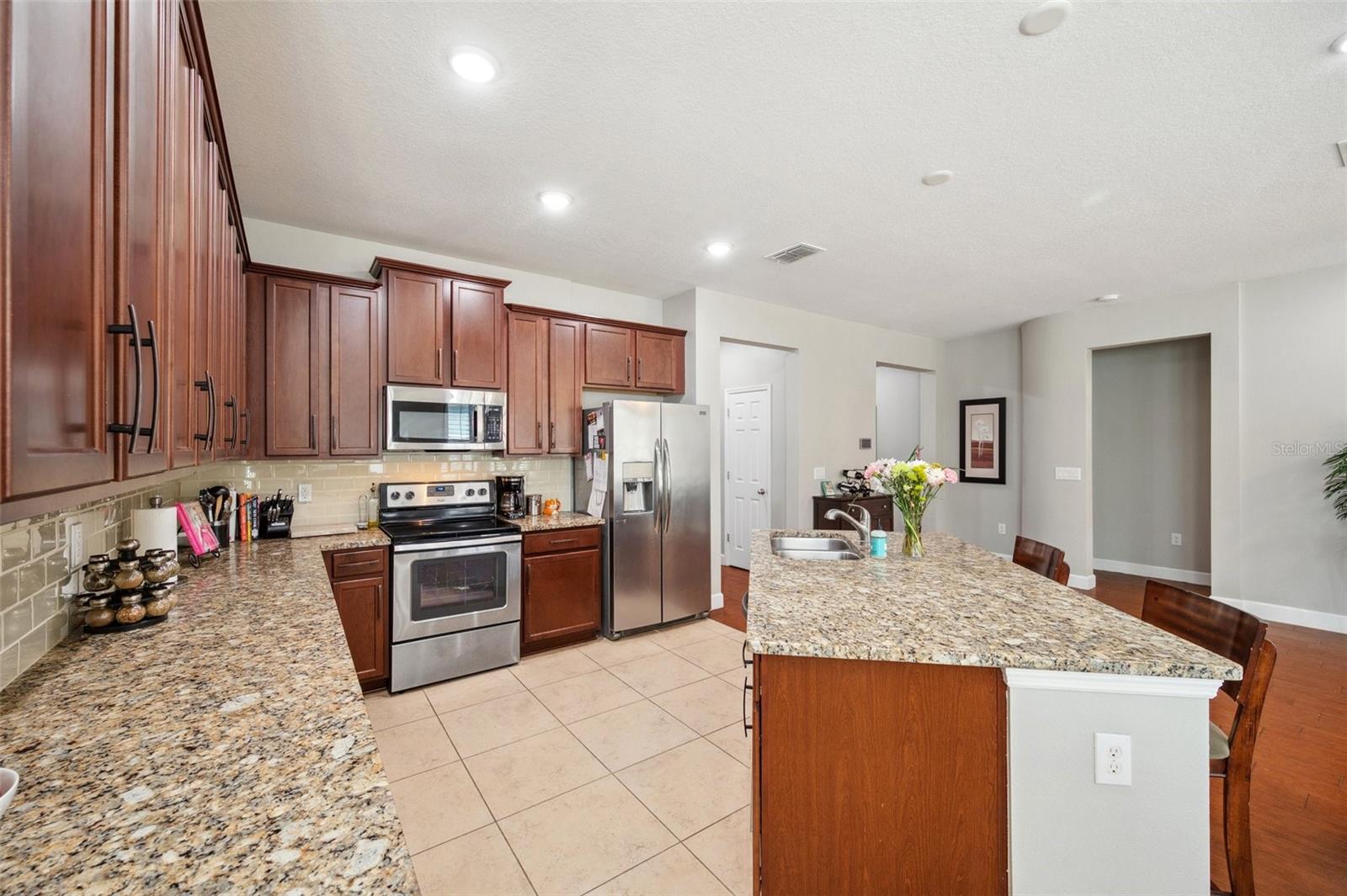 Image 14 of 41 For 11314 American Holly Drive