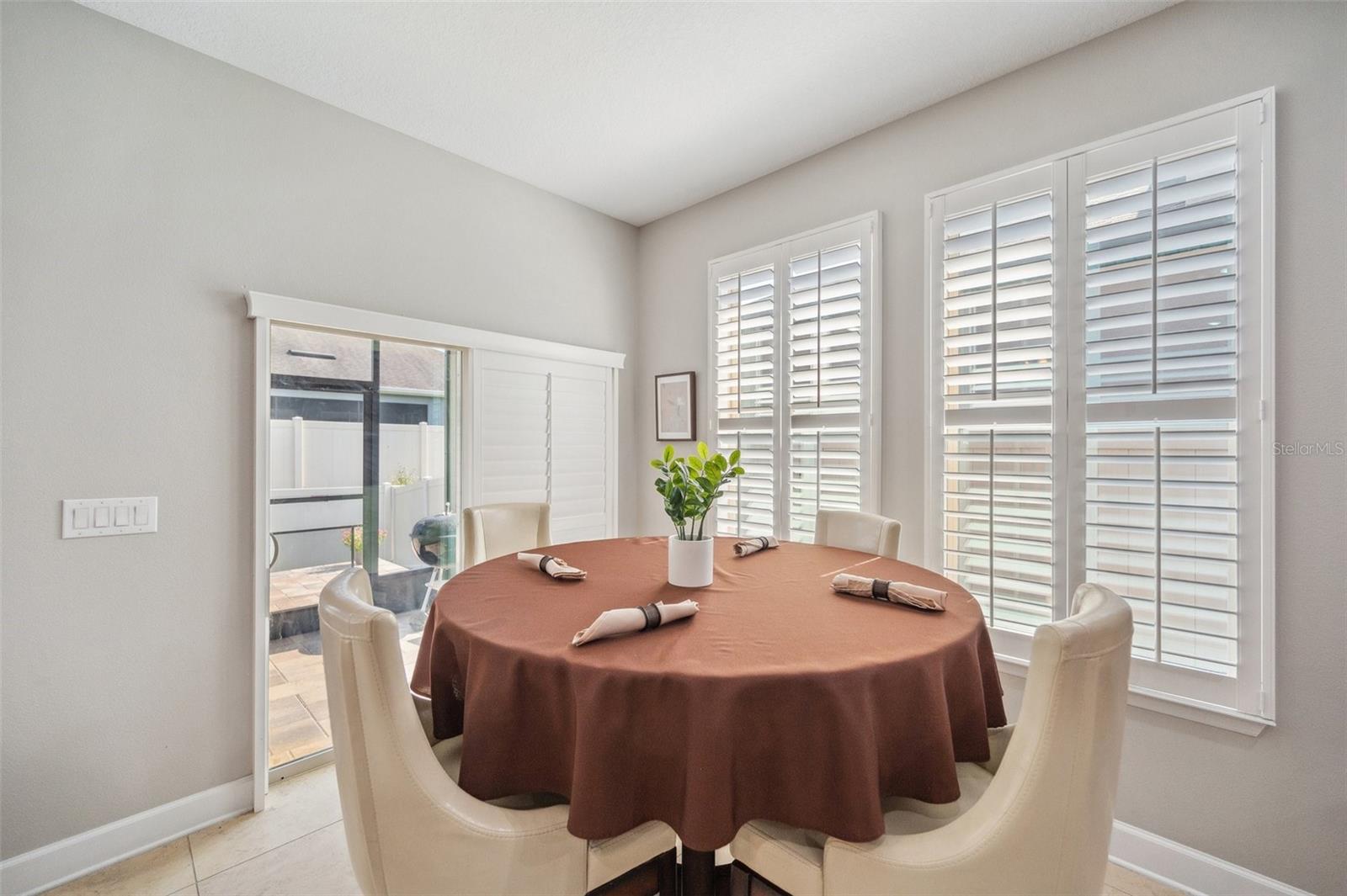 Image 16 of 41 For 11314 American Holly Drive