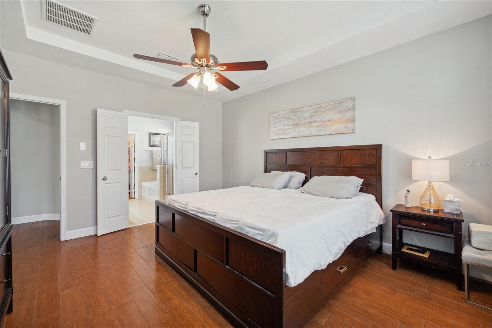 Image 19 of 41 For 11314 American Holly Drive