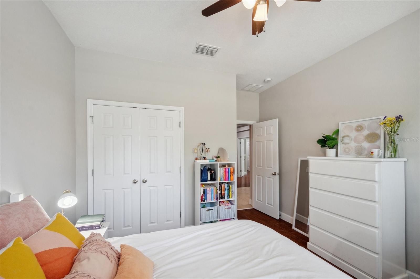 Image 22 of 41 For 11314 American Holly Drive