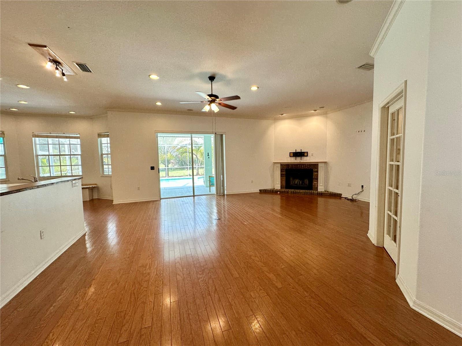 Image 13 of 72 For 5261 Waterwood Drive