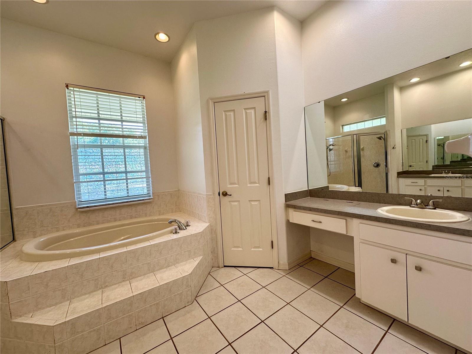 Image 31 of 72 For 5261 Waterwood Drive