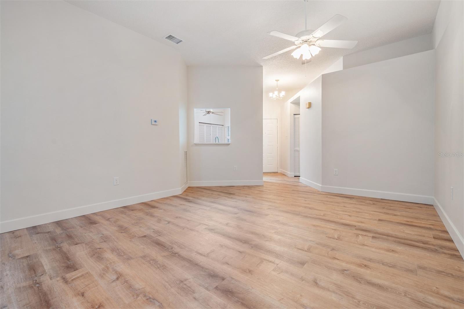Image 11 of 44 For 3452 Killdeer Place