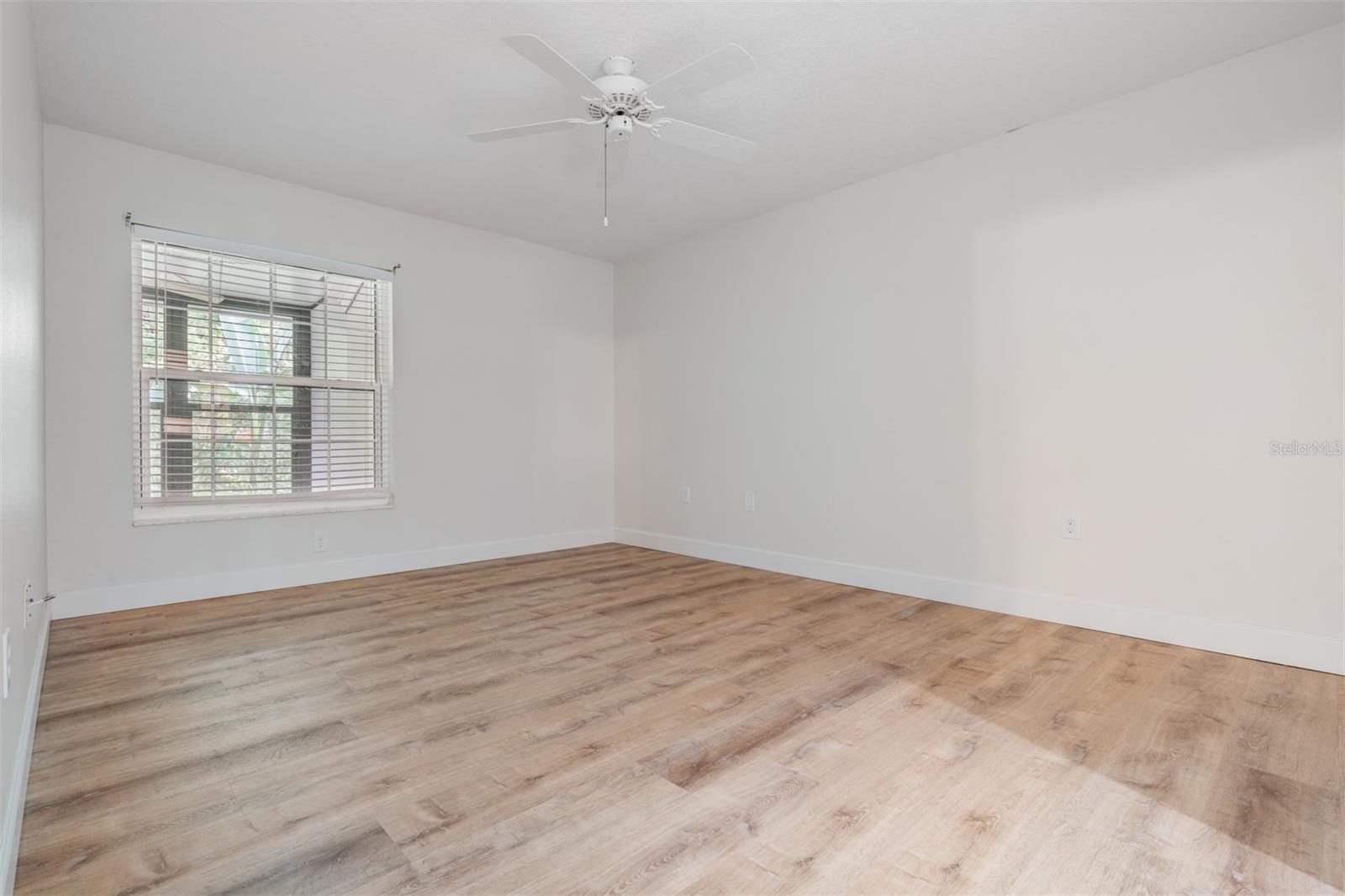 Image 19 of 44 For 3452 Killdeer Place