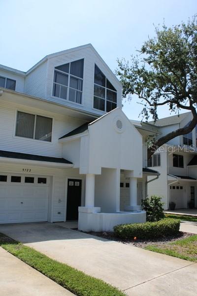 Listing photo id 1 for 9722 Indian Key Trail 116