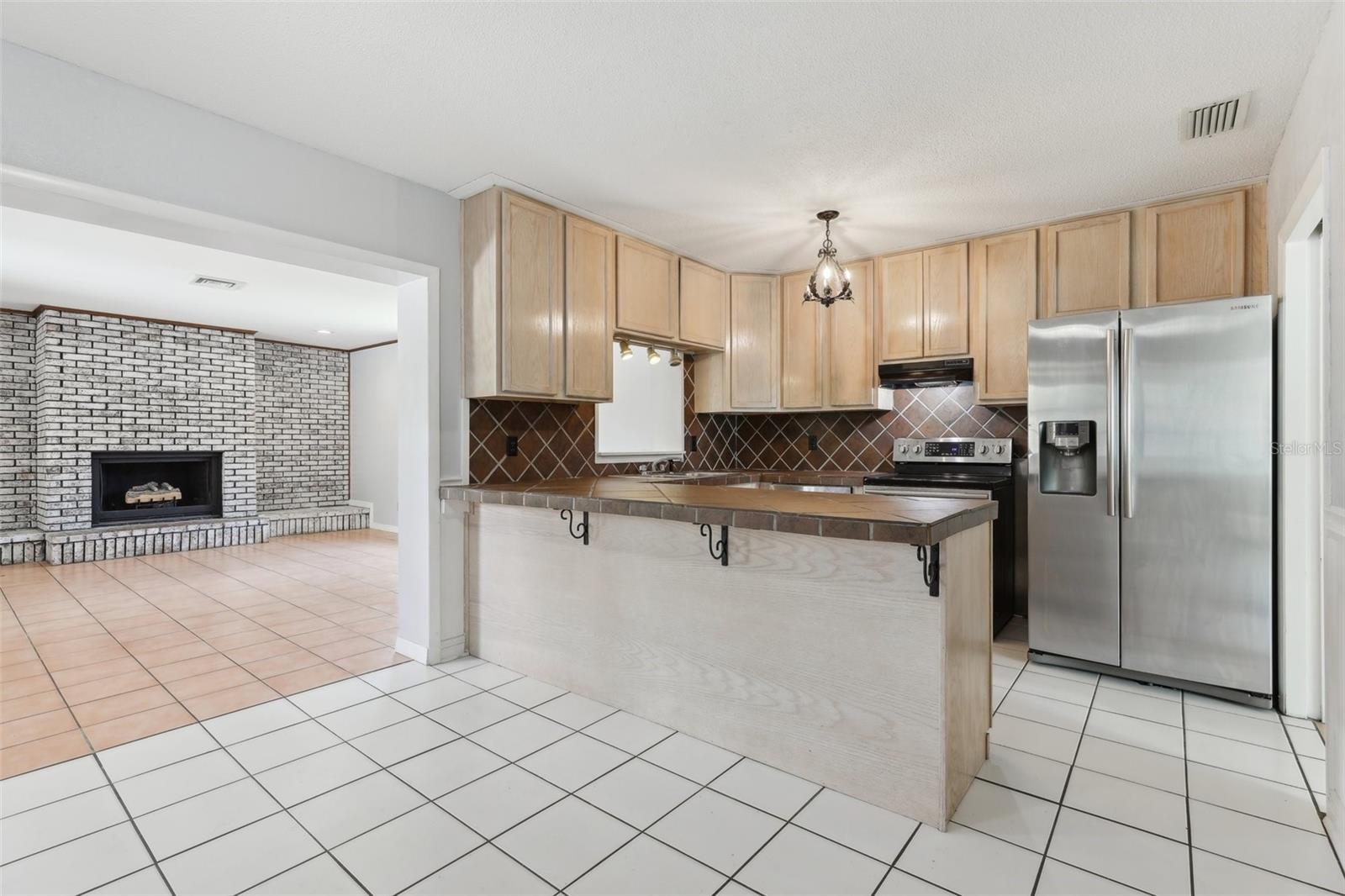 Image 10 of 36 For 1212 Blake Avenue