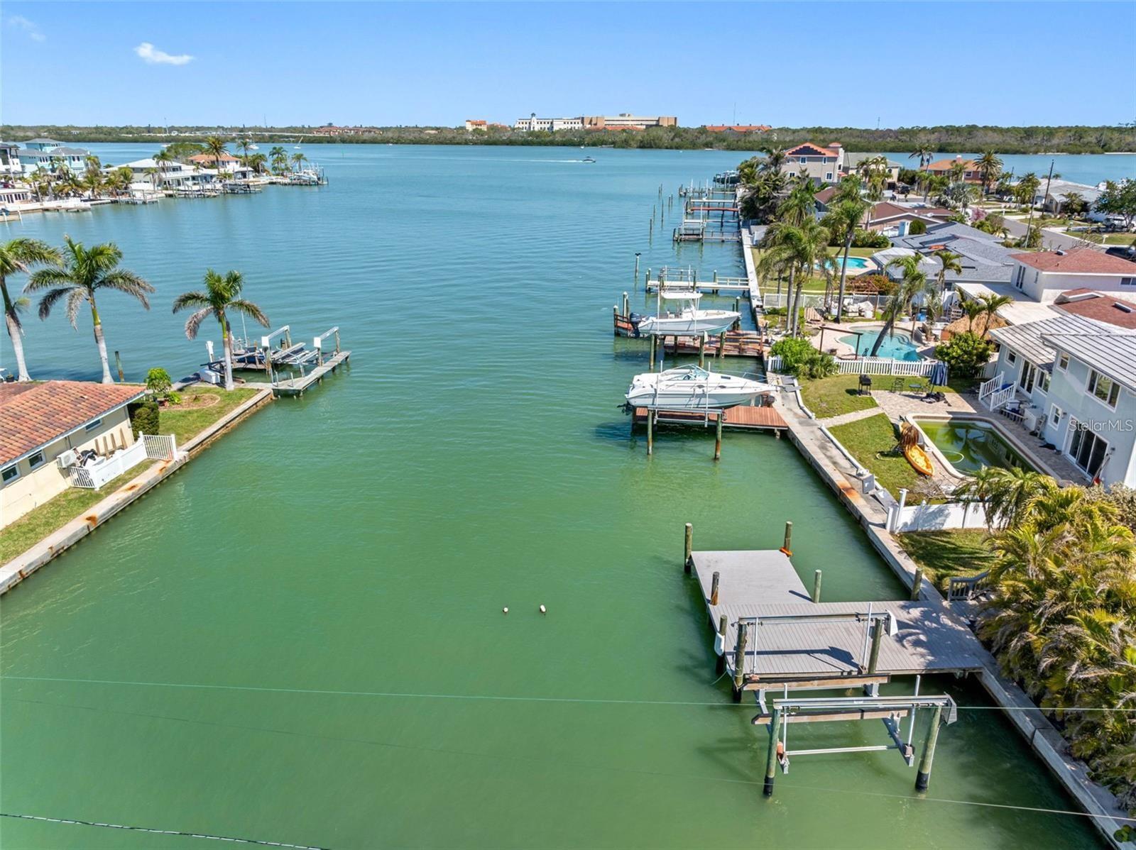 Image 14 of 54 For 562 Johns Pass Avenue