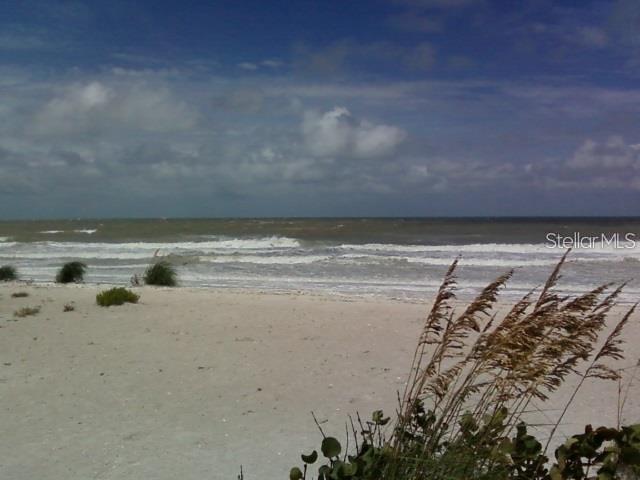 Image 8 of 54 For 562 Johns Pass Avenue