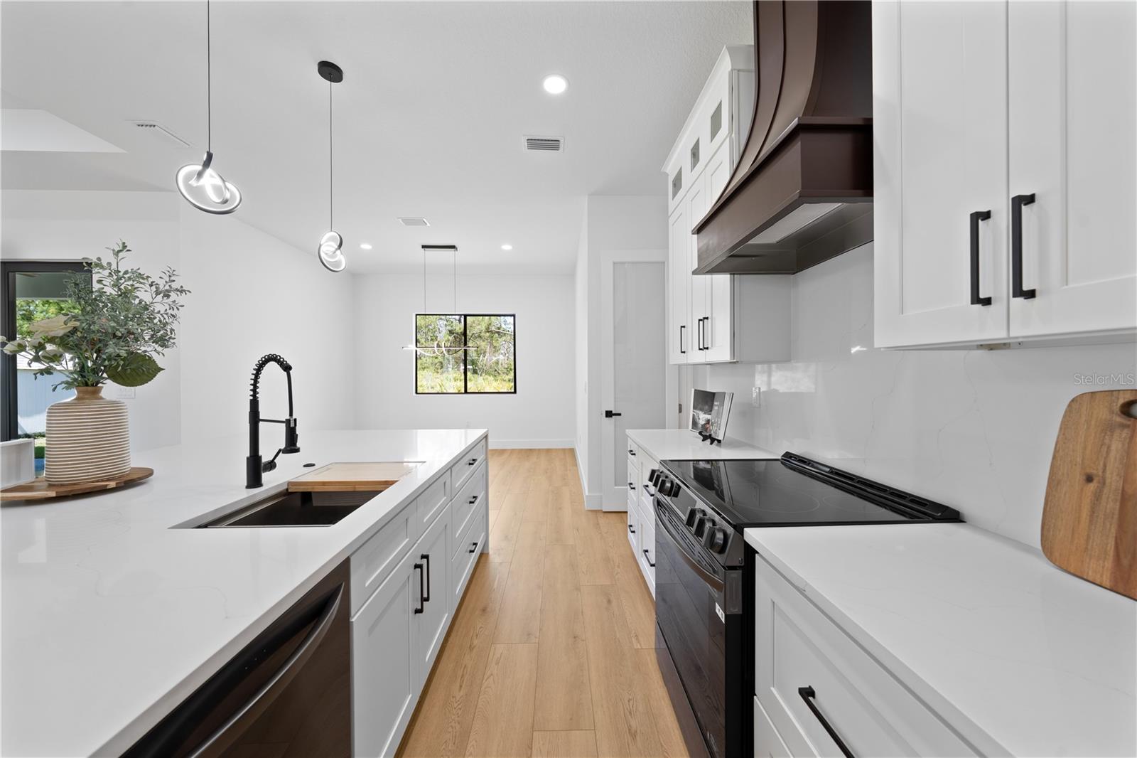 Image 10 of 43 For 3344 Lagoy Street