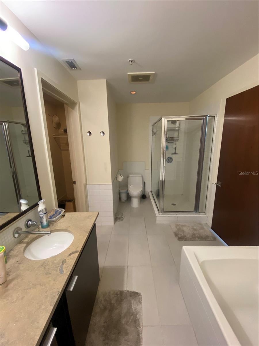 Image 11 of 21 For 111 12th Street 1618