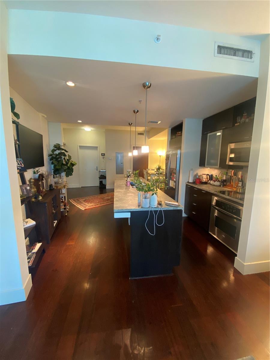 Image 4 of 21 For 111 12th Street 1618