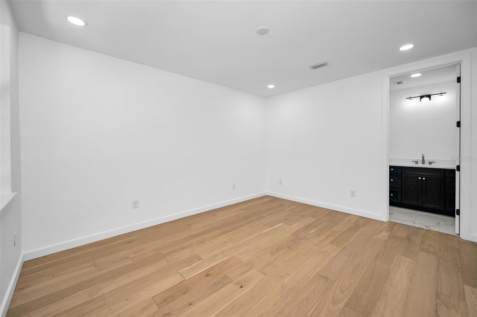 Image 48 of 69 For 1801 Morgan Street 7
