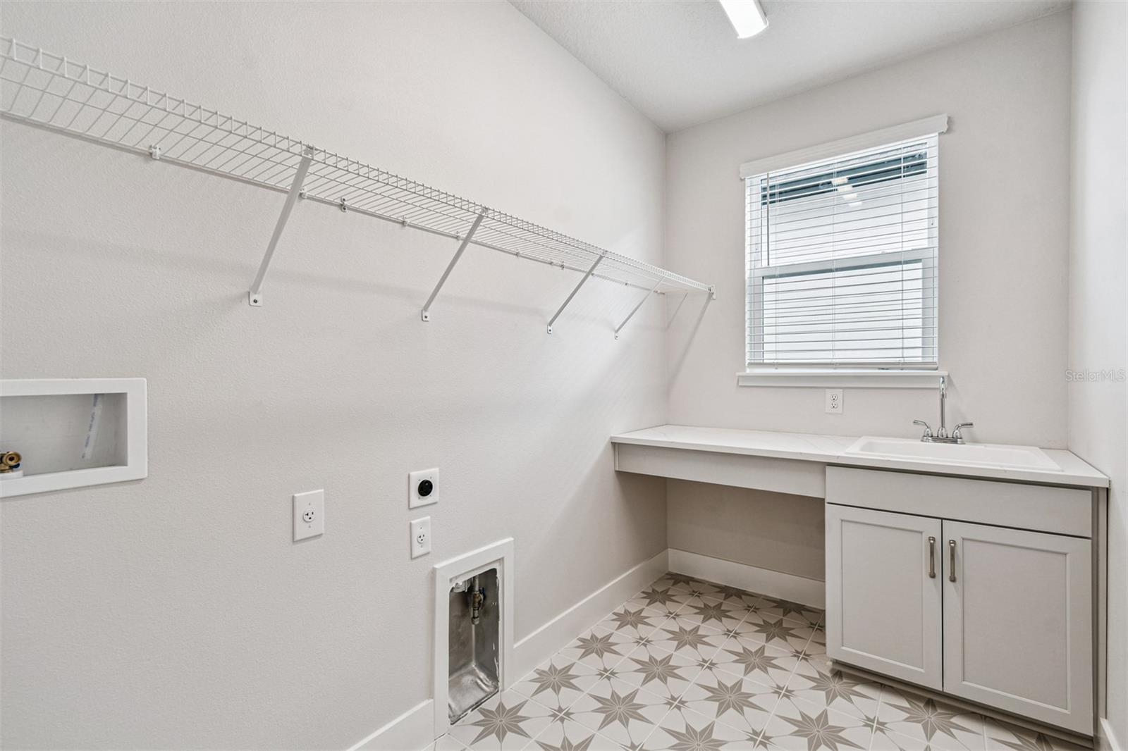 Image 40 of 46 For 503 Warren Avenue 1