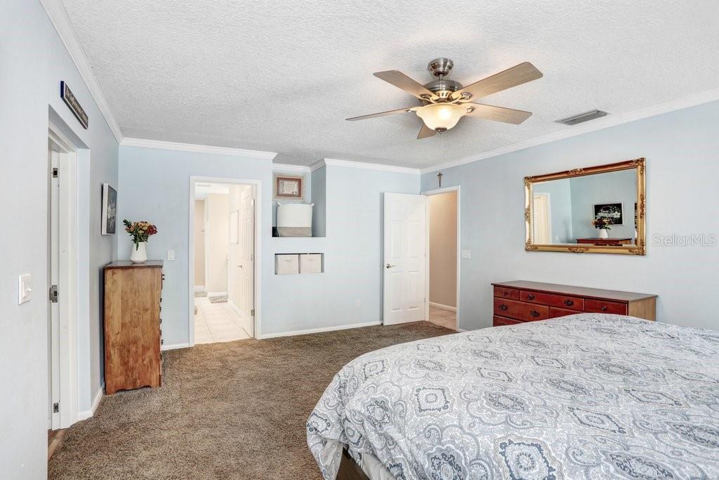 Image 19 of 34 For 10513 Carrollview Drive