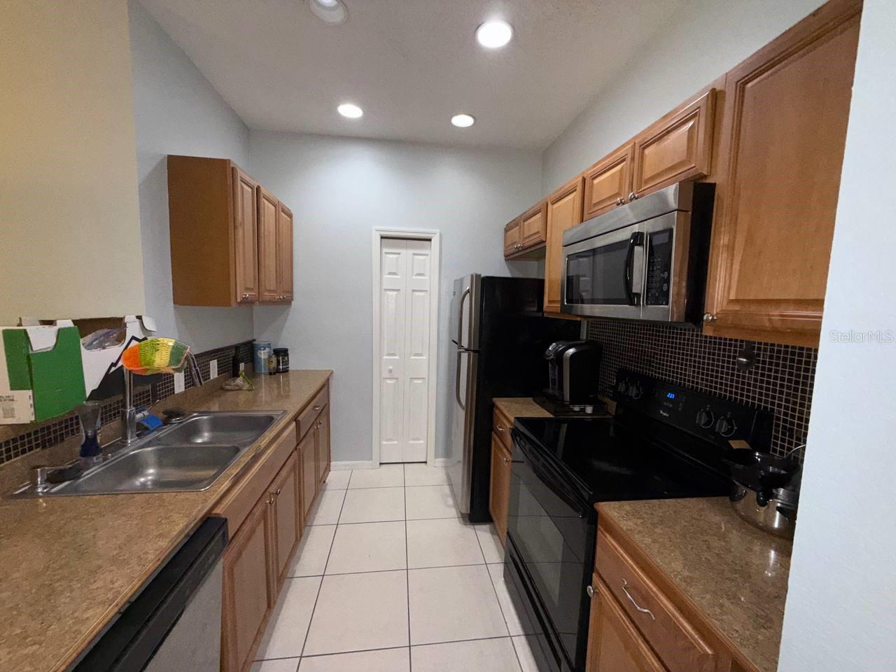 Image 5 of 18 For 1050 Starkey Road 608