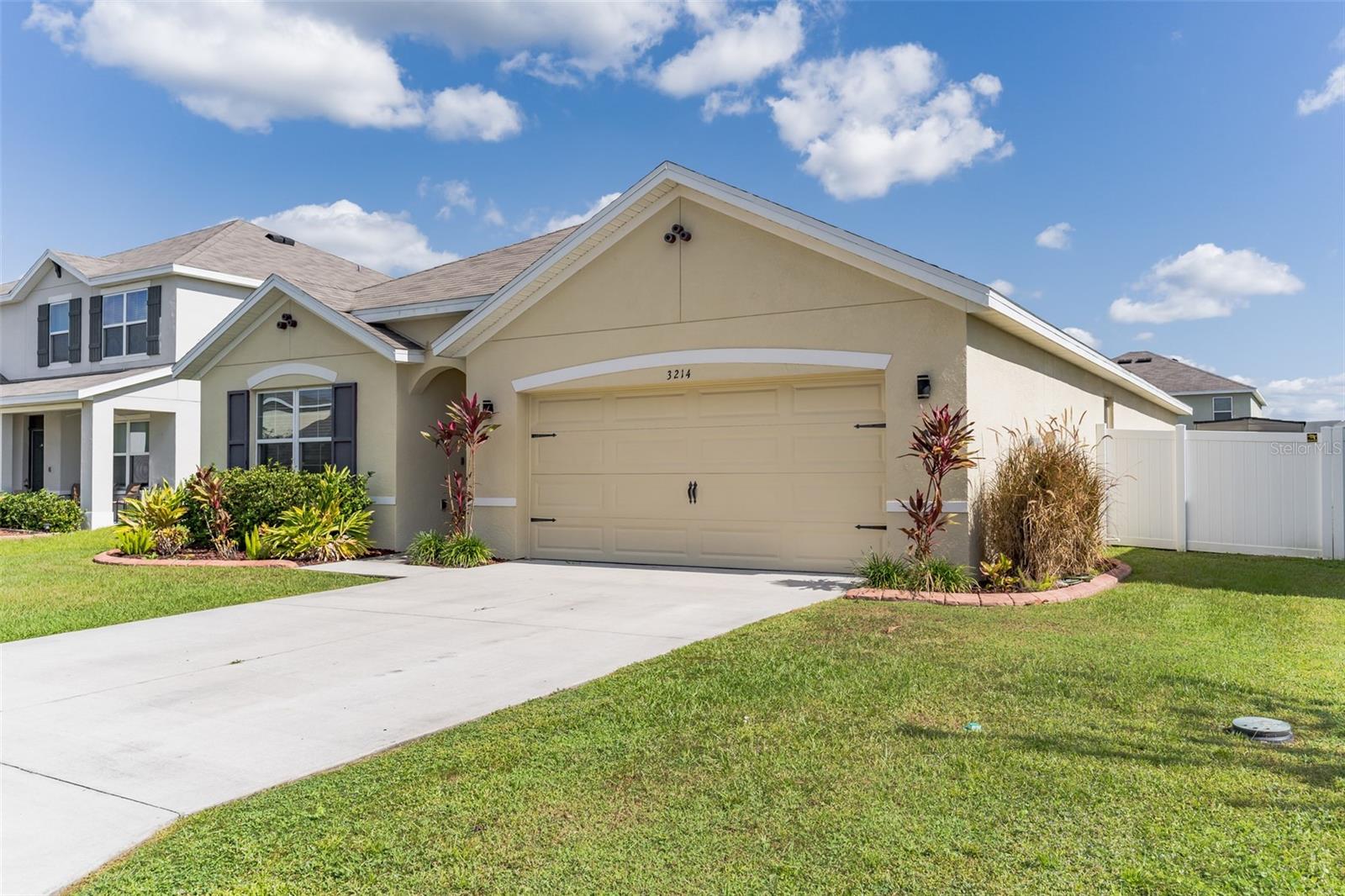 Image 3 of 26 For 3214 Golden Dewdrop Lane