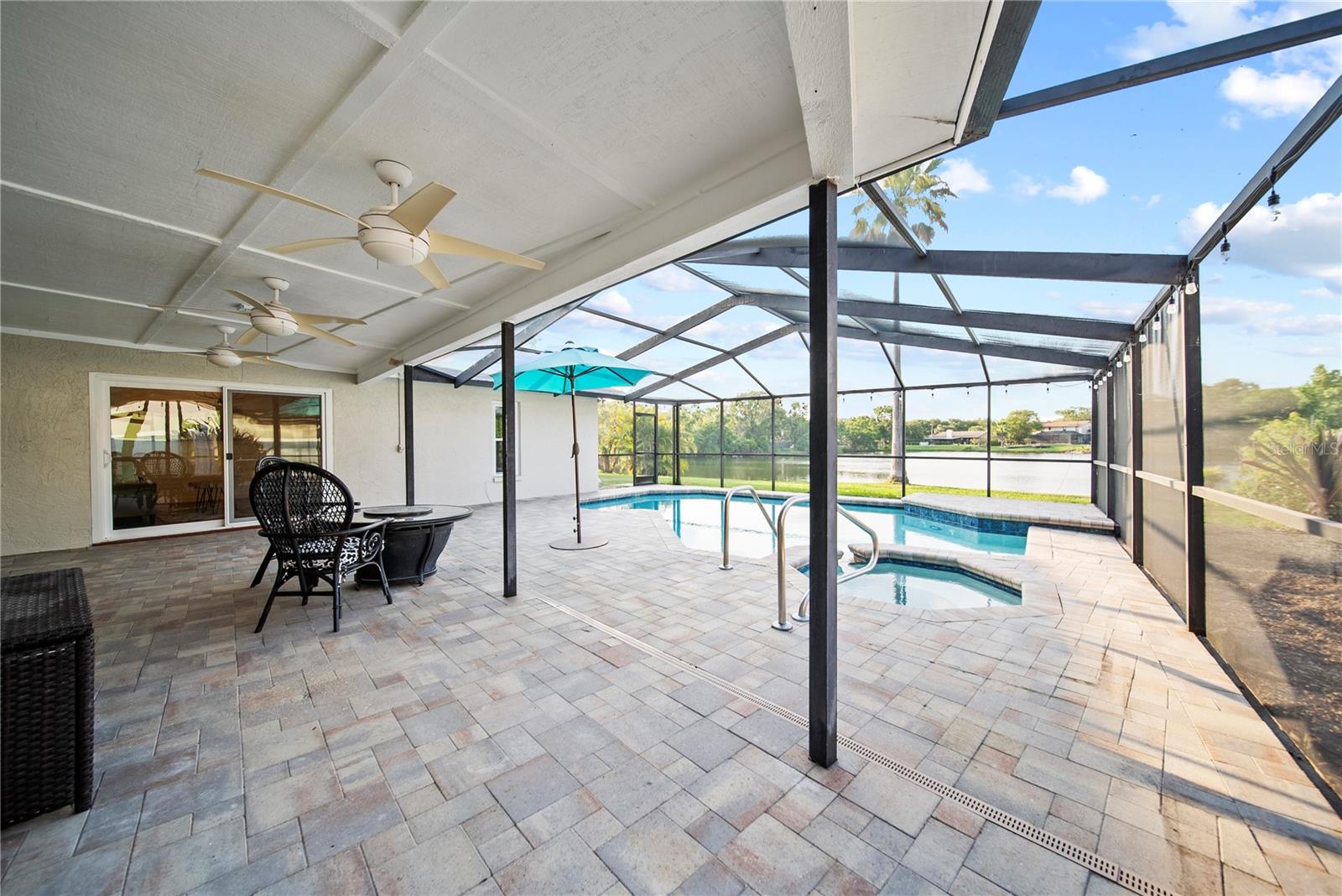 Image 40 of 51 For 3925 Dunaire Drive