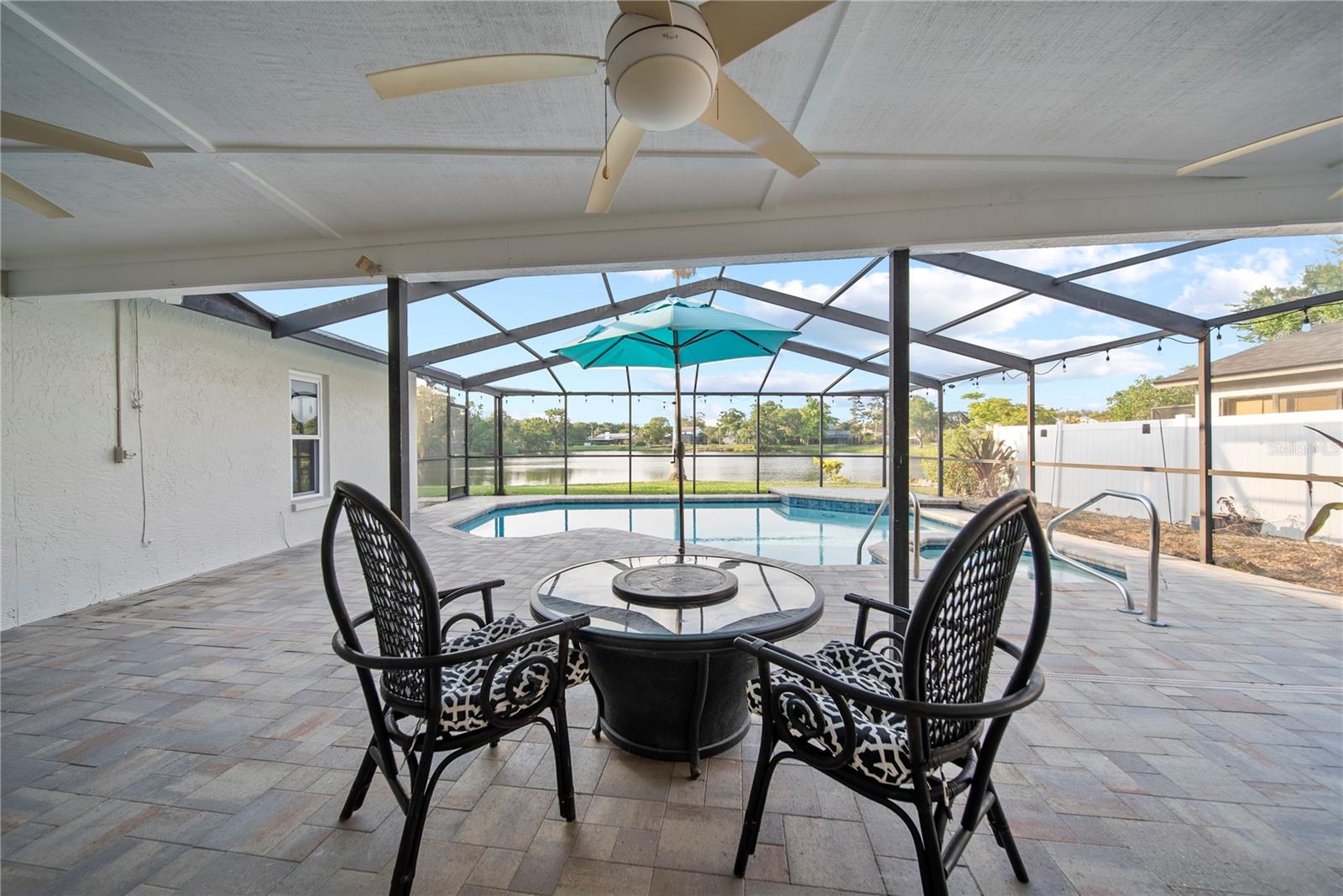 Image 43 of 51 For 3925 Dunaire Drive