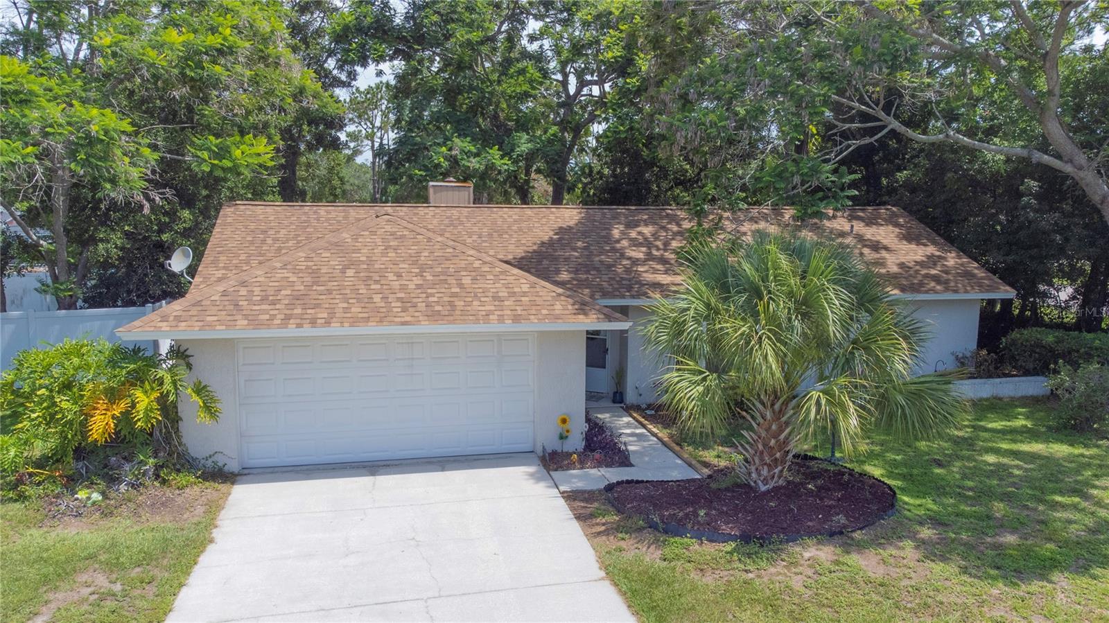Listing photo id 25 for 2285 Hidden Meadows Drive E