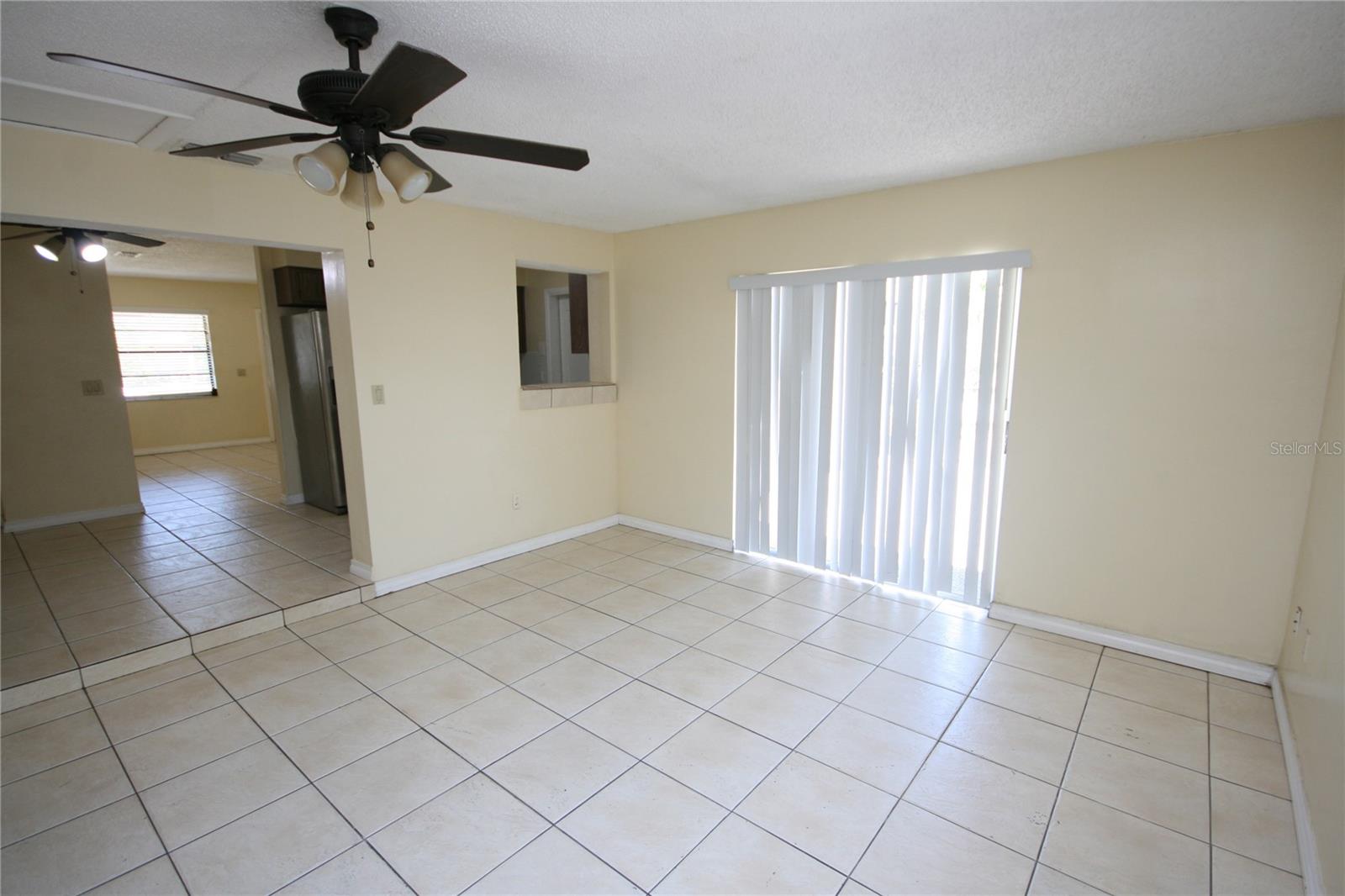 Image 10 of 36 For 6514 La Mesa Circle