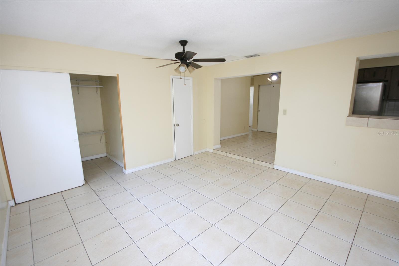 Image 13 of 36 For 6514 La Mesa Circle