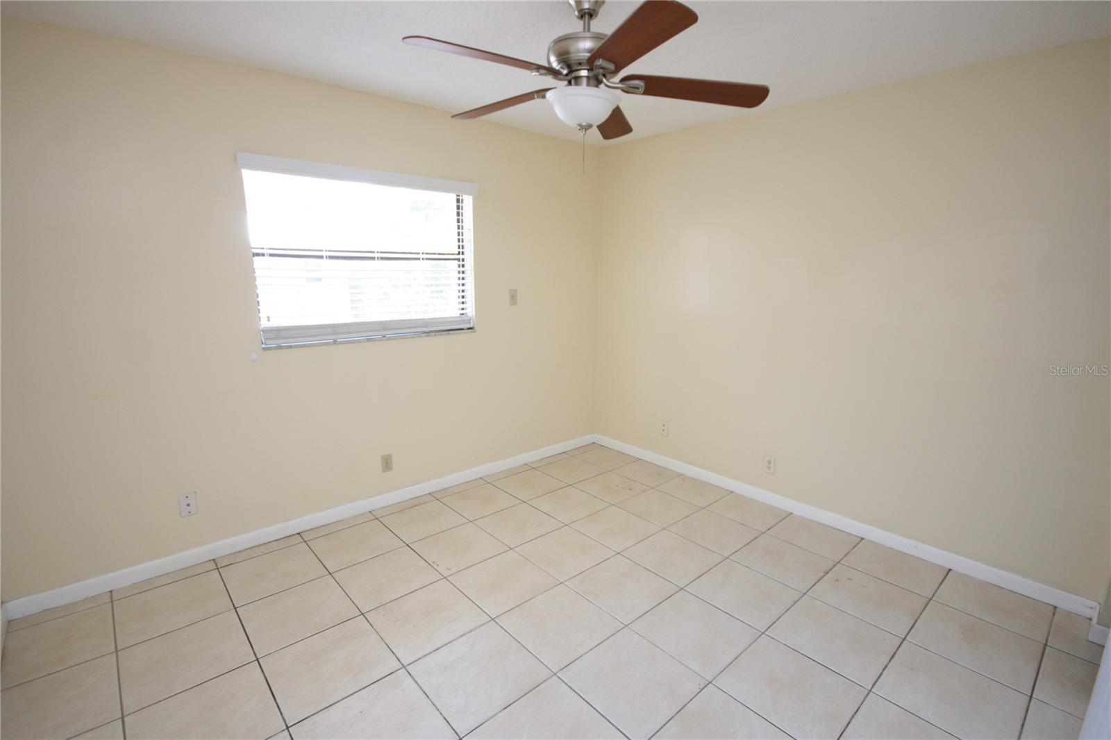 Image 14 of 36 For 6514 La Mesa Circle