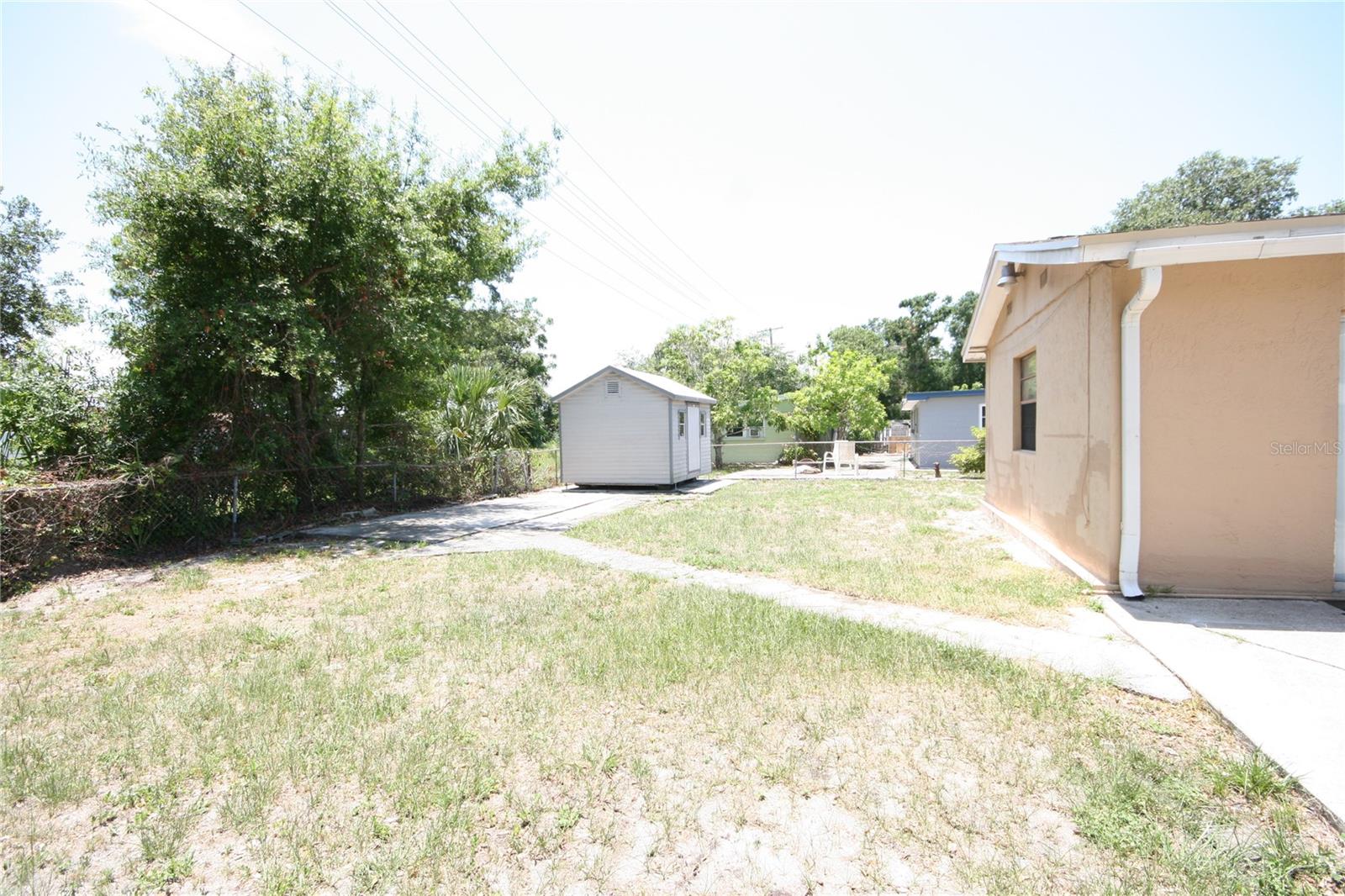 Image 22 of 36 For 6514 La Mesa Circle