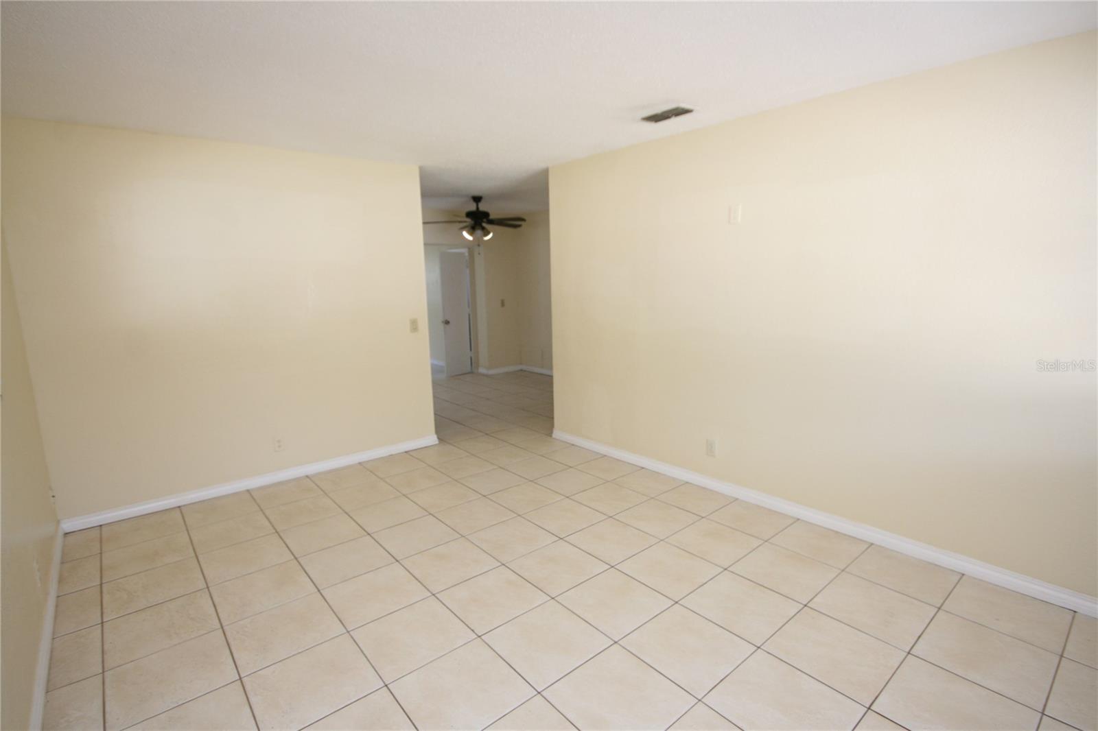 Image 4 of 36 For 6514 La Mesa Circle
