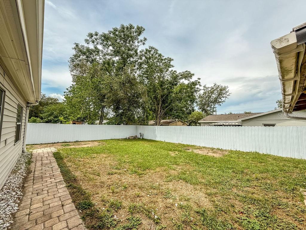 Image 26 of 32 For 6423 Boxwood Street