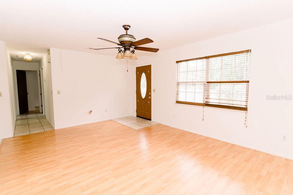Image 7 of 32 For 6423 Boxwood Street