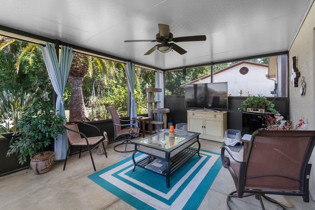 Image 22 of 48 For 1762 Atrium Drive