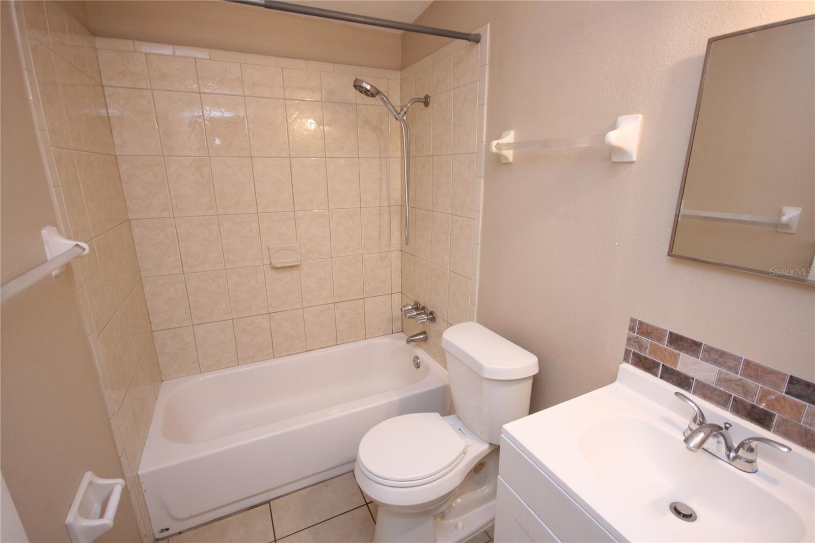 Image 17 of 43 For 5417 Golden Drive