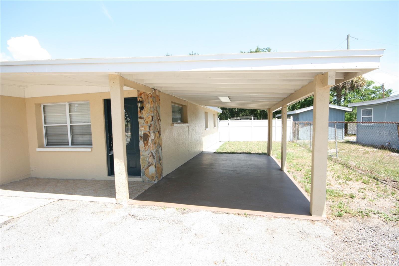 Image 4 of 43 For 5417 Golden Drive