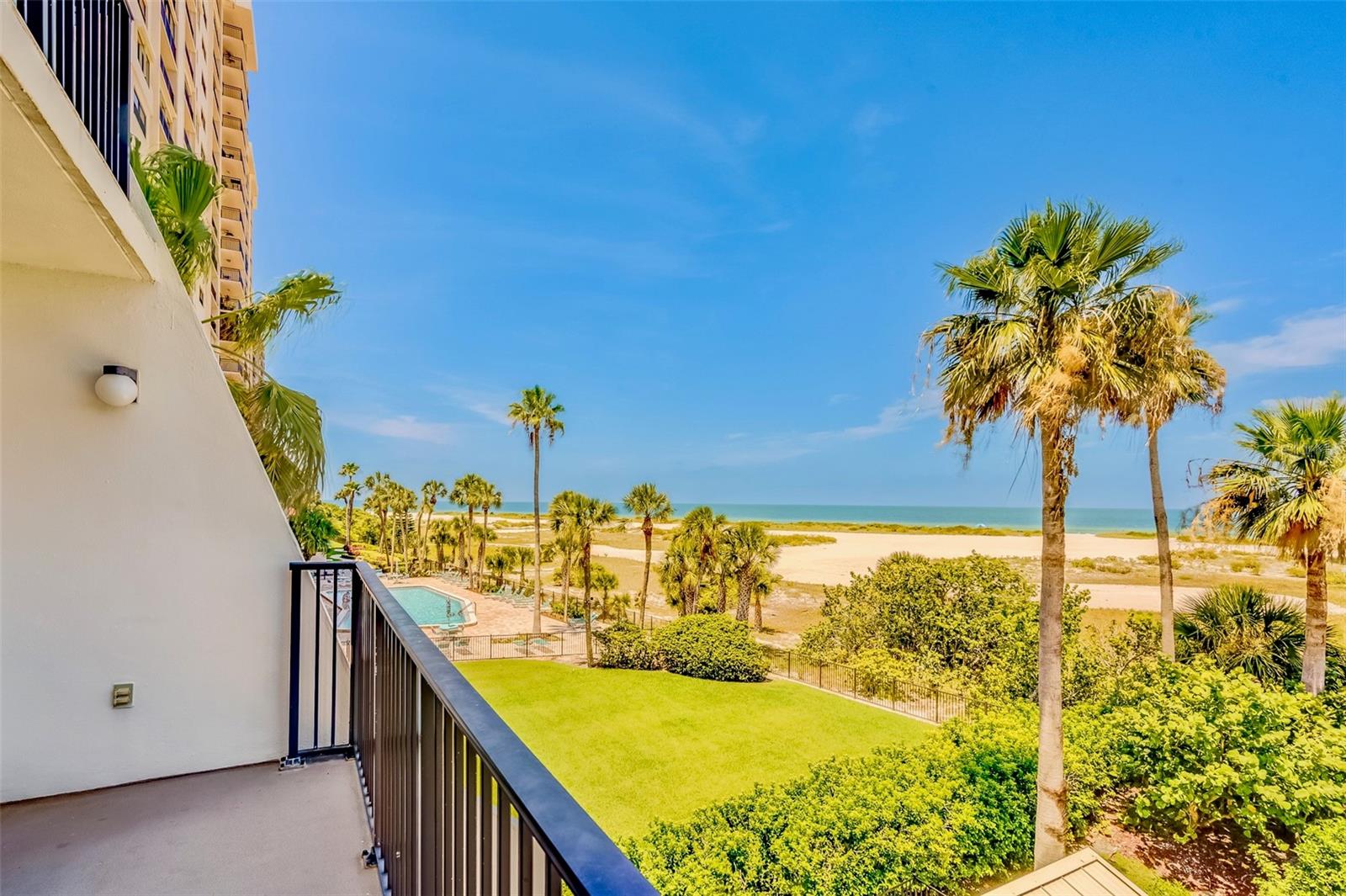 Image 13 of 41 For 1250 Gulf Boulevard 301