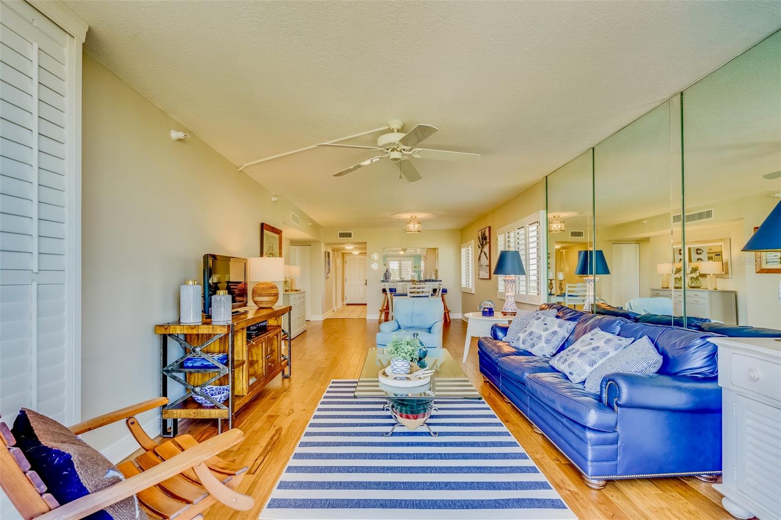 Image 16 of 41 For 1250 Gulf Boulevard 301